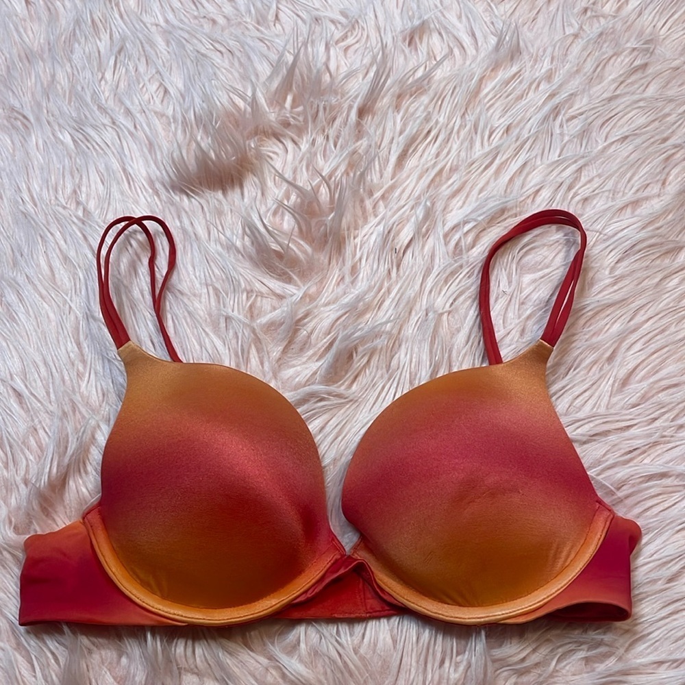 Victoria’s‎ Secret Very Sexy Push Up Sunset Colors Bra Size 34B